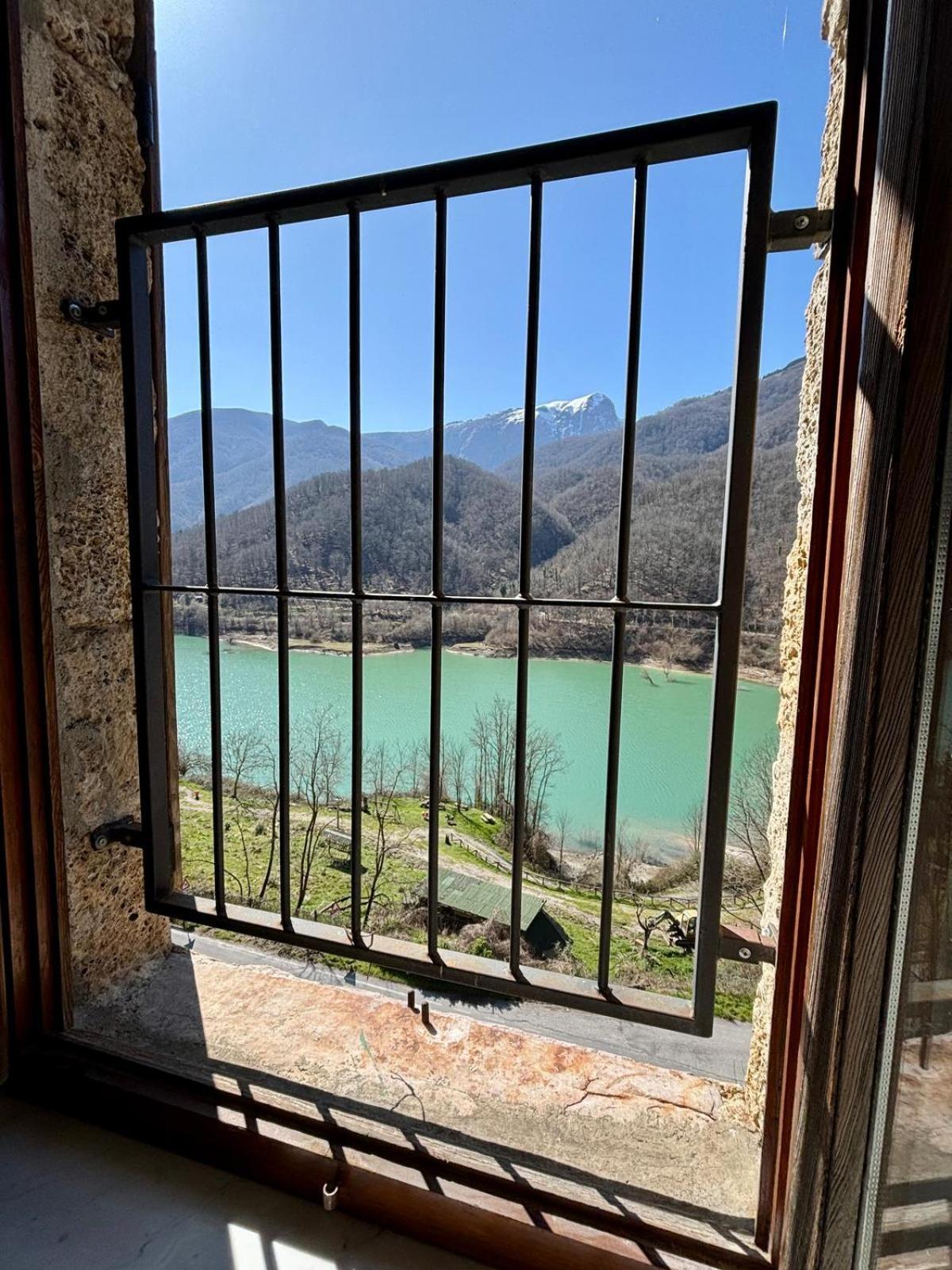 Il Vecchio Convento Bed & Breakfast Vagli di Sotto ภายนอก รูปภาพ