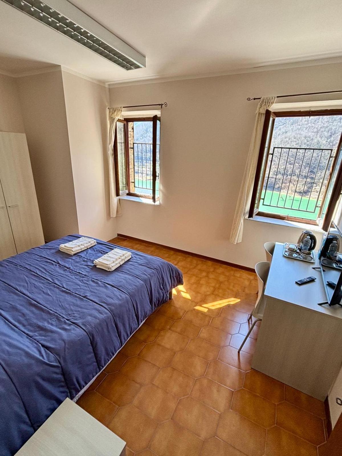 Il Vecchio Convento Bed & Breakfast Vagli di Sotto ภายนอก รูปภาพ